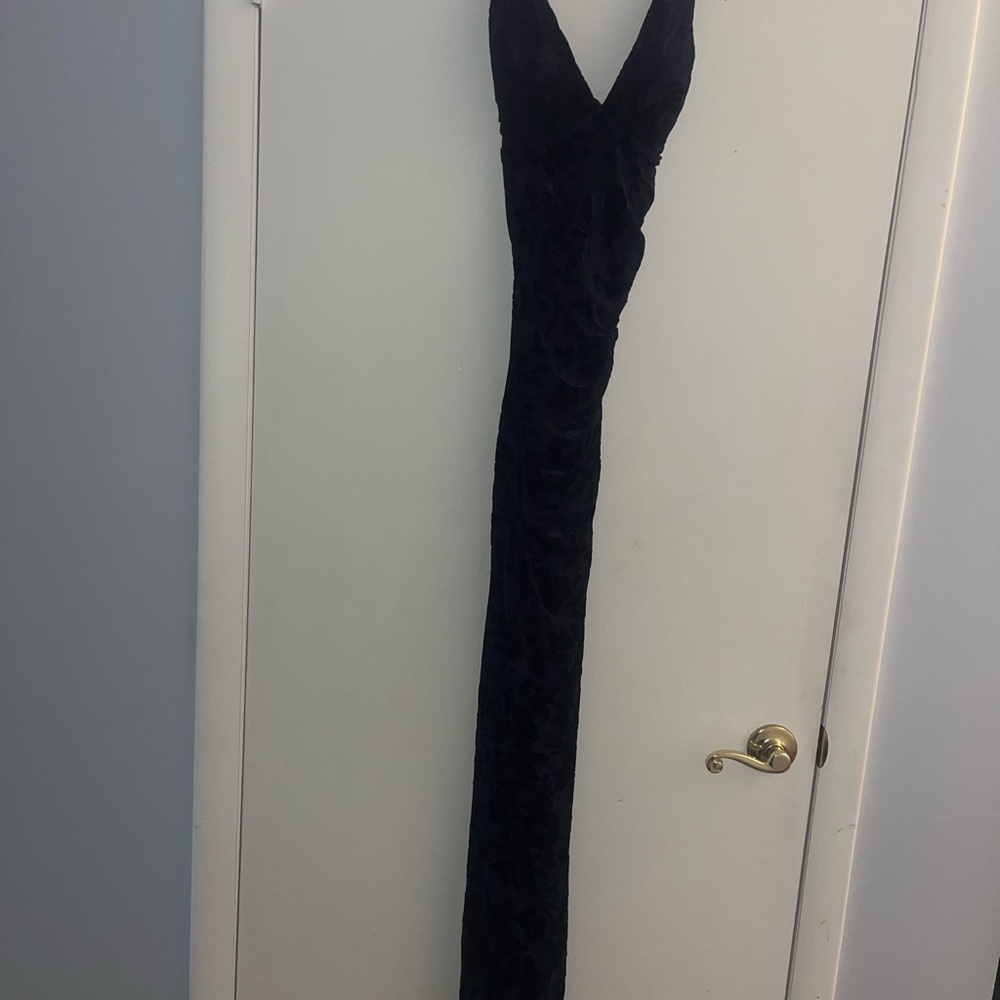 Saphira Floral Velvet Formal Dress Windsor navy - Picture 4 of 5
